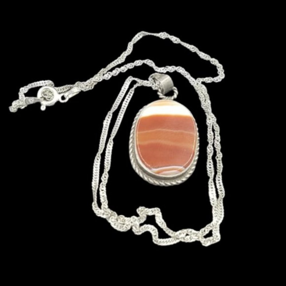 Vintage Sterling Banded Agate Pendant Necklace